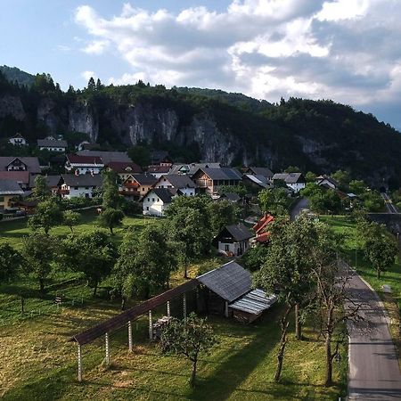 Appartamento Apartma Pr' Stengarju Bohinjska Bela Esterno foto
