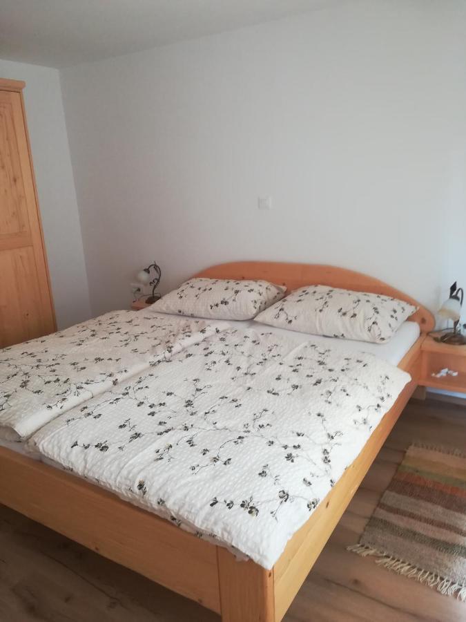 Appartamento Apartma Pr' Stengarju Bohinjska Bela Esterno foto