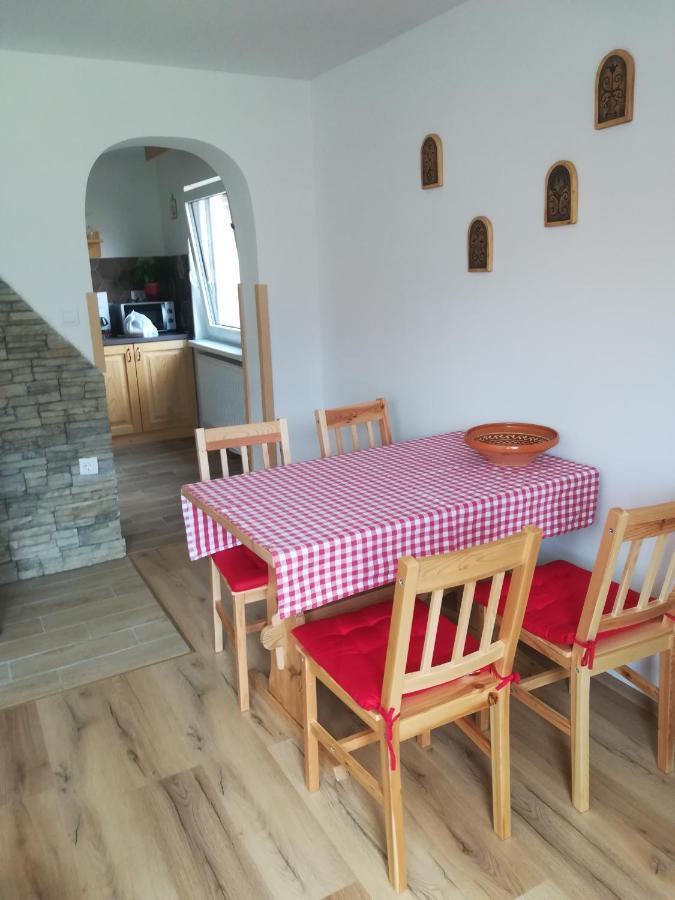 Appartamento Apartma Pr' Stengarju Bohinjska Bela Esterno foto